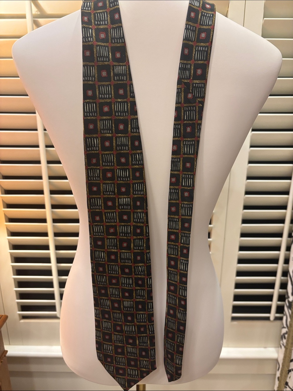 Men's Patterned Self-Tie Bow Tie - Black with Red Accents
